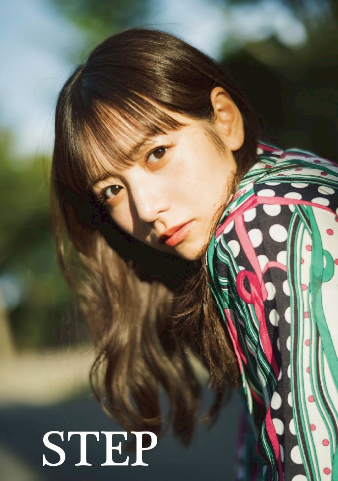 8月16日(日) 北野日奈子 デジタルフォトブック『STEP』オンラインサイン会